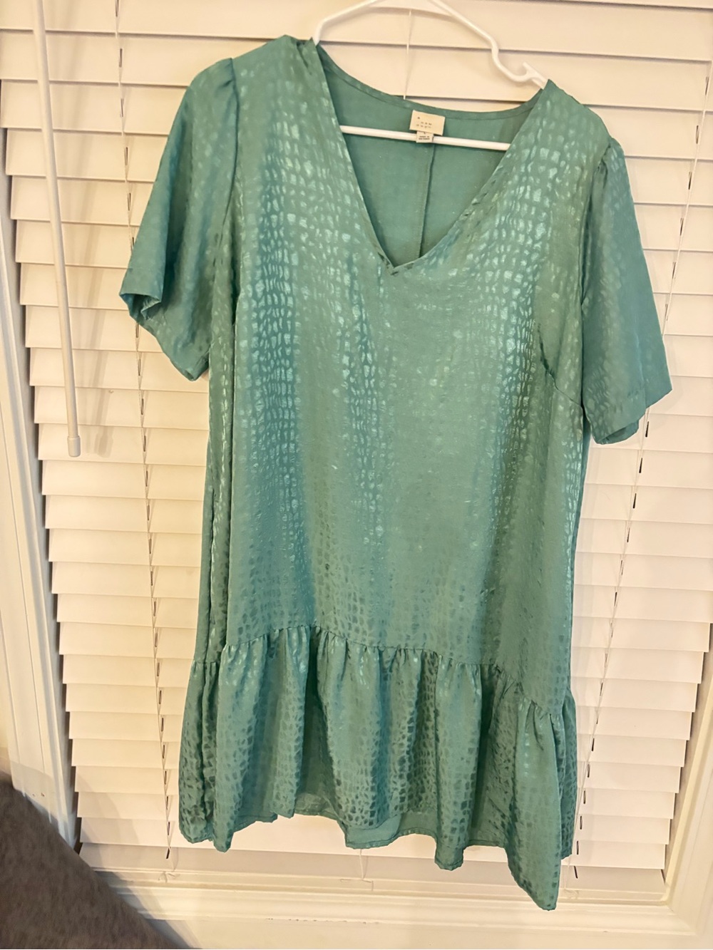 Light Teal V-Neck Textured Peplum Dress
